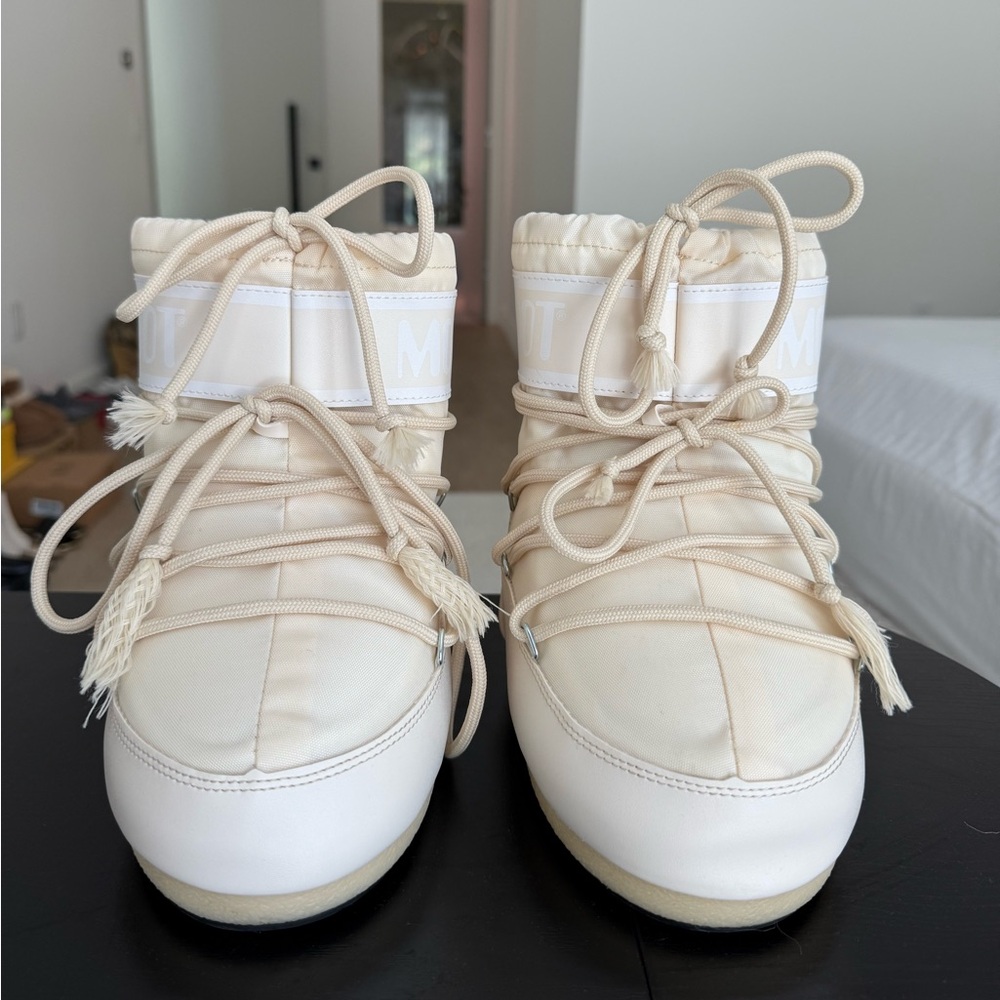 Moon Boot Women's in Cream Snow Boots